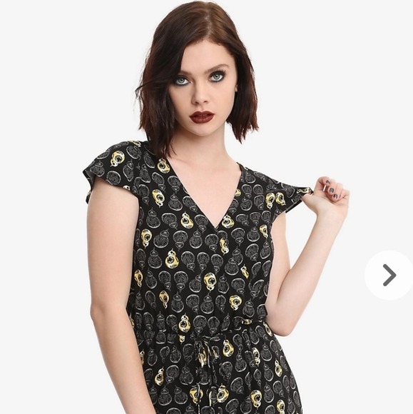 πStar Wars BB-8 Black Jumpsuit - Picture 2 of 16